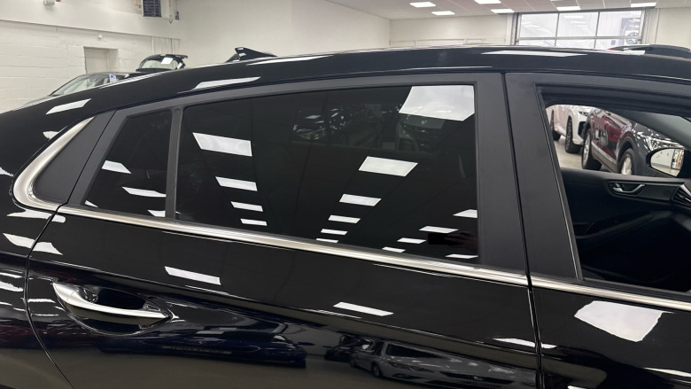 Hyundai IONIQ 1.6 GDi Hybrid Premium SE 5dr DCT Hybrid Hatchback